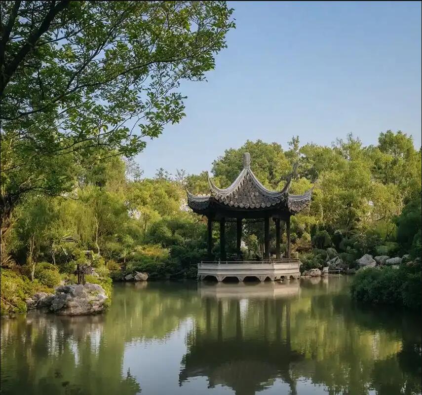 红安县芷蕾餐饮有限公司